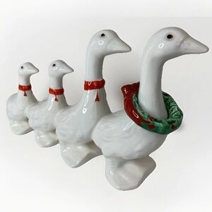 Vintage Christmas Dept 56 Geese Goose Duck Family Wreath Porcelain Ceramic Japan